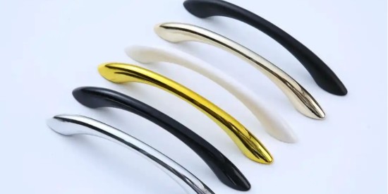 這款塑料件清洗劑讓你快速去除表面臟污