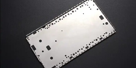 怎么選擇一款合適的水基環(huán)保清洗劑