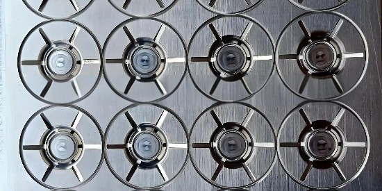 這款橡膠模具清洗劑助你快速解決油污與脫模劑煩惱