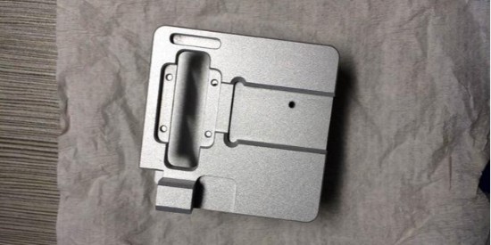 選擇合適的鋁合金砂面劑快速改善表面粗糙度